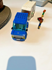 LEGO CITY: Van & Caravan (60117)