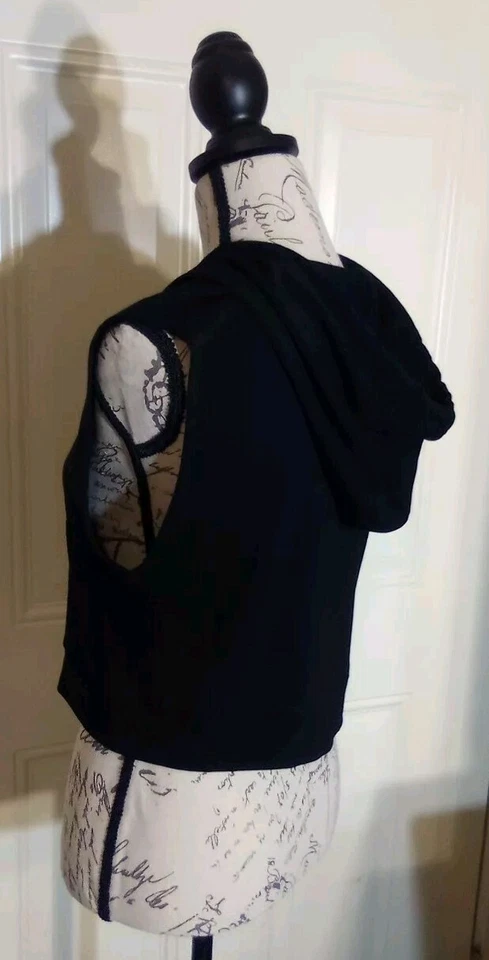 Papaya Hoodie Sportswear Junior Girl's Size L Color Black Sleeveless - Image 4 of 4