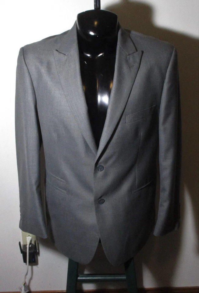 J. FERRAR Gray 2 Pc Suit Men's Size 42R, 38X30 - Image 2 of 4