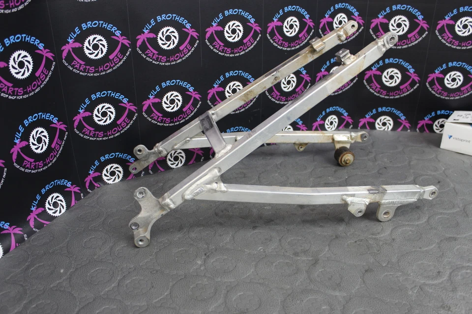 Submarco trasero Yamaha YZ250F 2012 2013 OEM 17D-21190-10-00 Foto 2 de 4