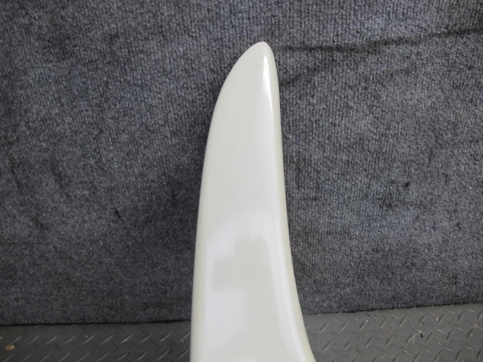 90-93 NISSAN Z32 300ZX TURBO REAR TRUNK LID TAILGATE SPOILER WING WHITE OEM - Image 3 of 4