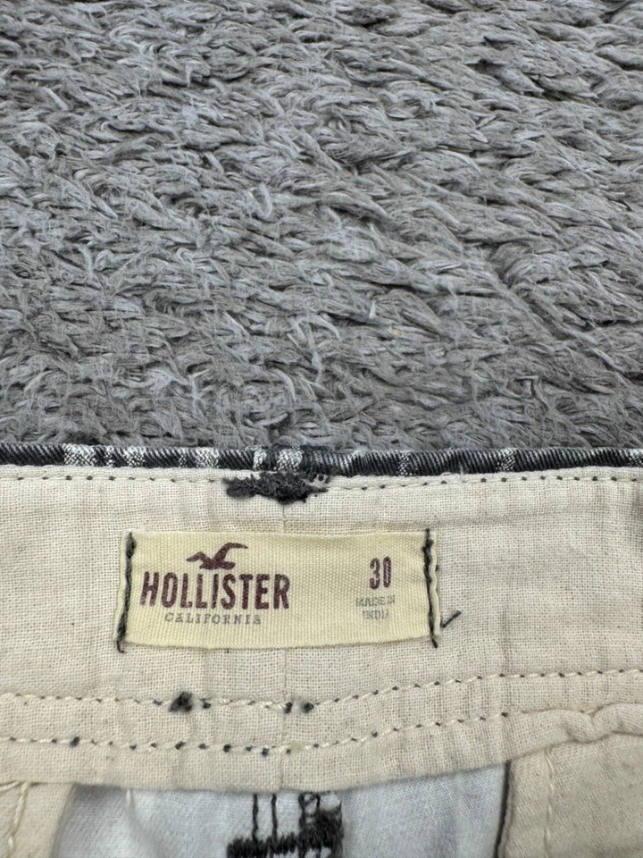 Hollister Shorts Men 30x7 Gray Southwest Aztec  Beach Prep Fit Button Fly NWT - Image 3 of 4