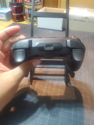 Nintendo Switch Pro Wireless Controller - Picture 4 of 4