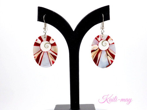 MOTHER OF PEARL SHIVA SHELL WITH CORAL TREE IN OVAL SHAPE - Picture 2 of 9