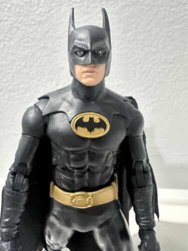 McFarlane Gold Label DC Multiverse 89 Batman - Picture 2 of 5