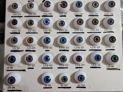 ACRYLIC LIFE LIKE DOLL EYES ~ 6mm HALF ROUND, MUST READ AUCTION DESCRIPTION