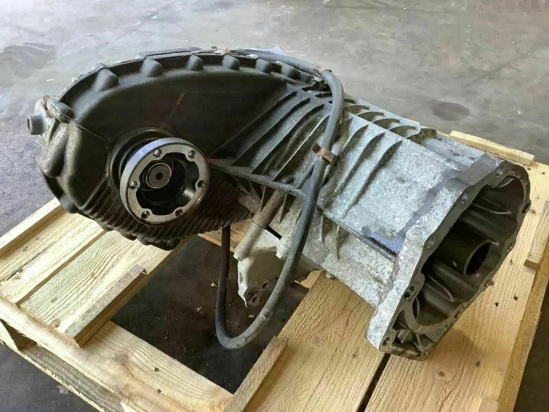 VOLKSWAGEN TOUAREG 2004-05-06-07 CAJA DE CAMBIOS AWD 3,2 L CAJA DE TRANSFERENCIA 148 K MILLAS HECHO. Foto 2 de 4