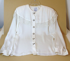Vintage TESS Victorian Lace Silk Feel Blouse Size 6 Button Up Great Design