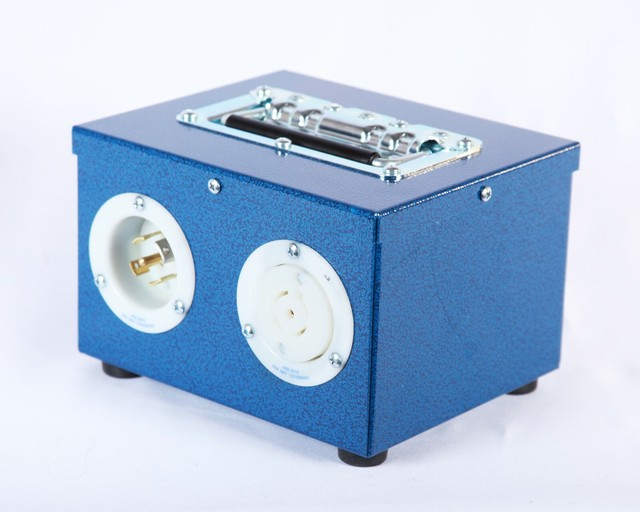 NEW Three Phase 30A Electrical Doghouse / Floor Box Distro UL 1640