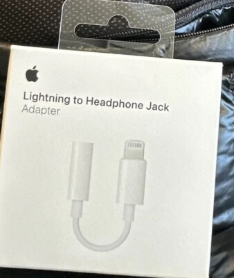 Apple MMX62AM/A 3.5mm Audio Adapter