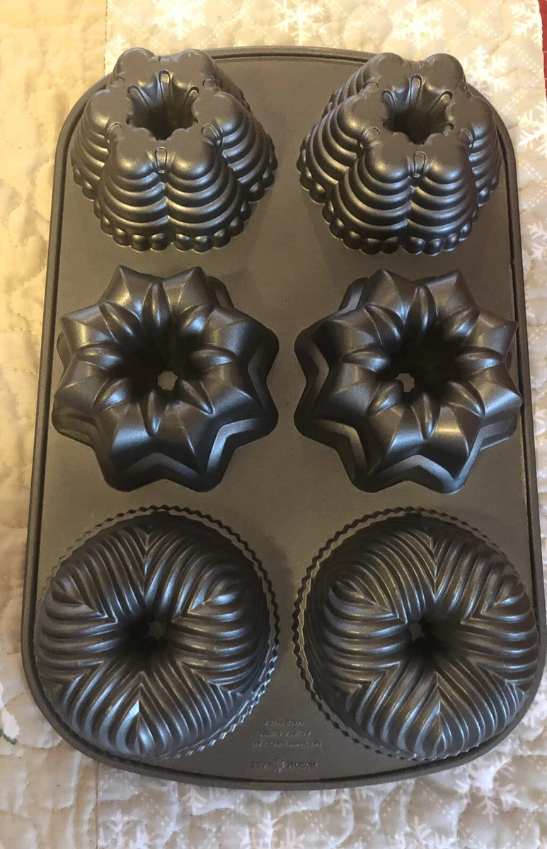 Nordic Ware Mini Bundt Cupcake Pan