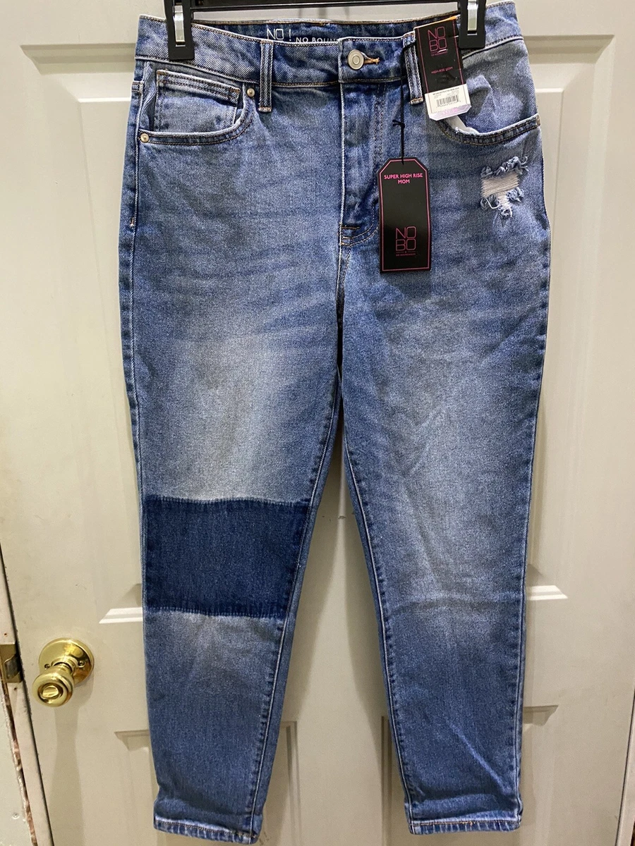 New!No Boundaries Super High Rise Destructed Mom Jeans.Size Junior