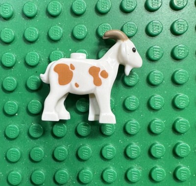 Lego Little White Farm GOAT Minifig Size Barn Animal Pet w/Horns