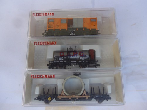 Fleischmann Kesselwagen D.A.P.G. 8848 K, Tiefladewagen 8217, 8331 Bannanenwagen | Zustand: Gebraucht