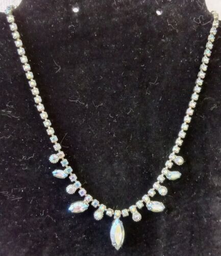 Vintage Weiss Blue AB Necklace