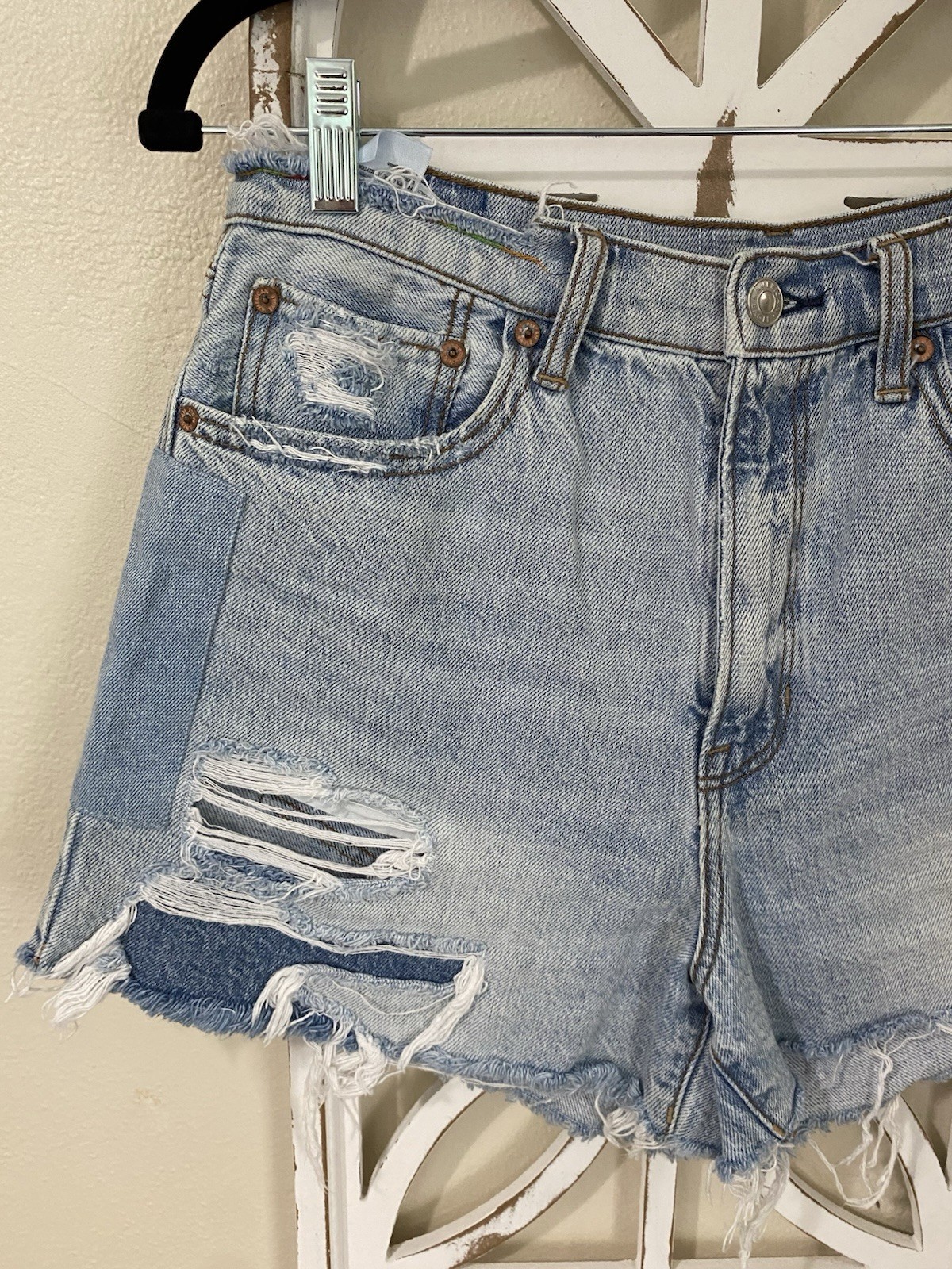 AMERICAN EAGLE size 8 DISTRESSED PATCHWORK HIGHES… - image 2