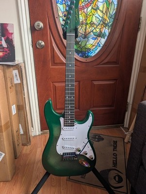 Schott Flow State Strat SSS Electric Guitar Tremolo Locking Tuners Green Burst 