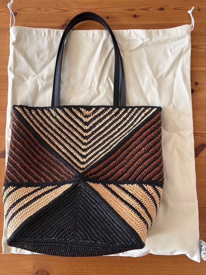 LOEWE Puzzle Fold Tote Bag - Raffia & Leather Current Model Near Mint