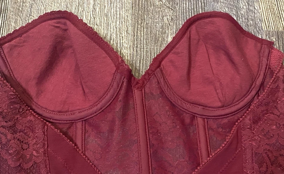 Vintage Lady Marlene Lace Bustier Corset Top 32A Red Whimsy Goth Lingerie - Image 3 of 4