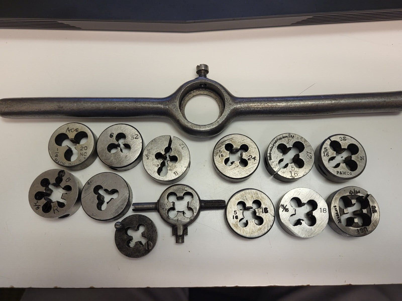 Bay State, P & W Co, Wells Bros Co Antique Die Tool Set Screw Plates 15 pc