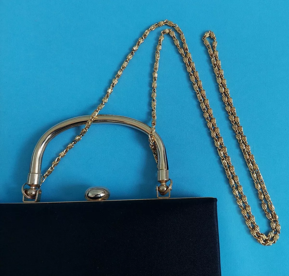 Amazon.com: BLMHTWO Golden Purse Chain Strap Shoulder Strap Extender Handbag  Purse Chain Strap with Adjustable Metal Buckles for DIY Purse Bag Shoulder  Crossbody Handbags Crafts Making, 0.39in Width/47in Long : Arts, Crafts