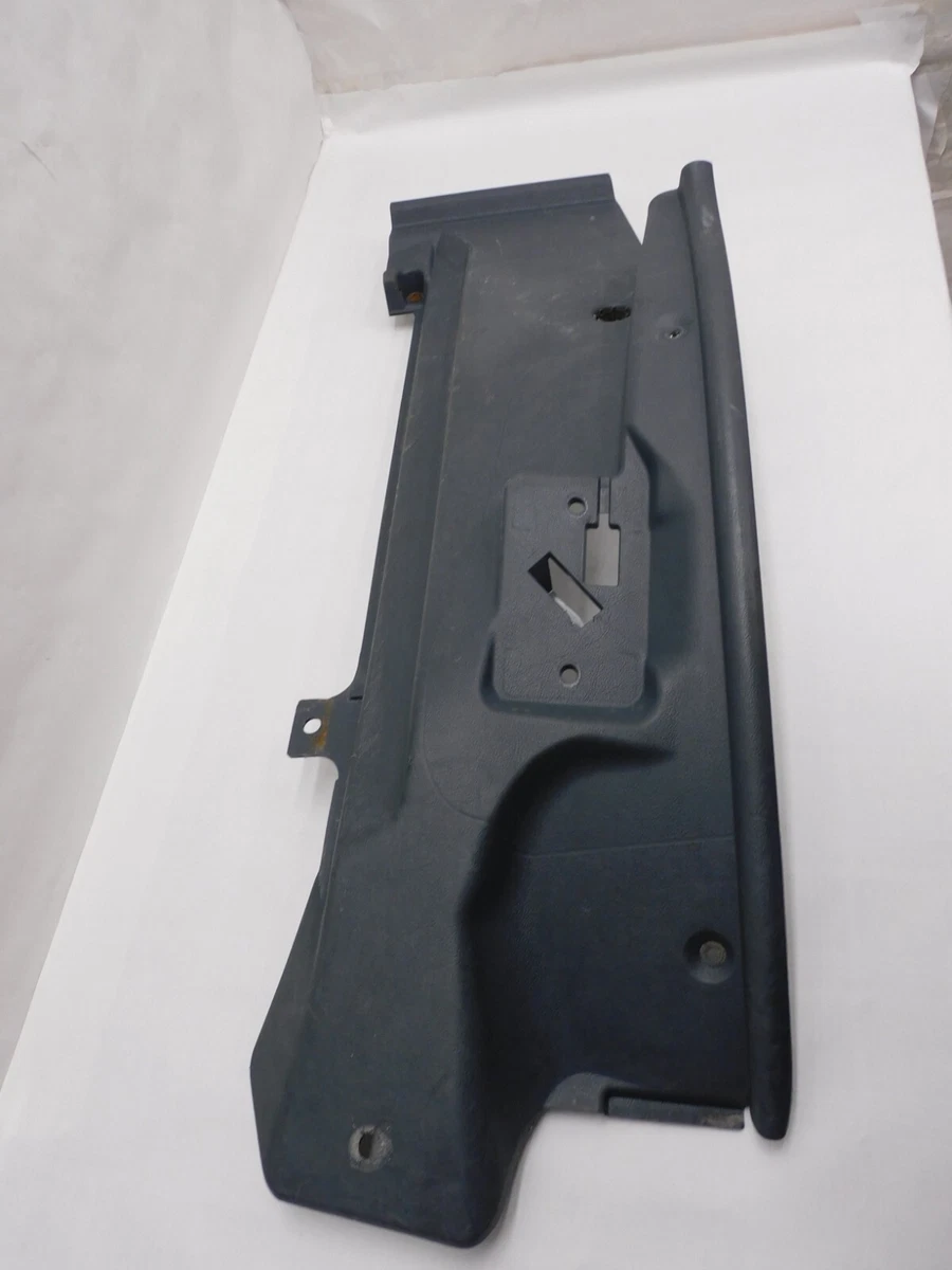 Abdeckung Verkleidung Einstieg rechts A9736842218 MB Atego (560  