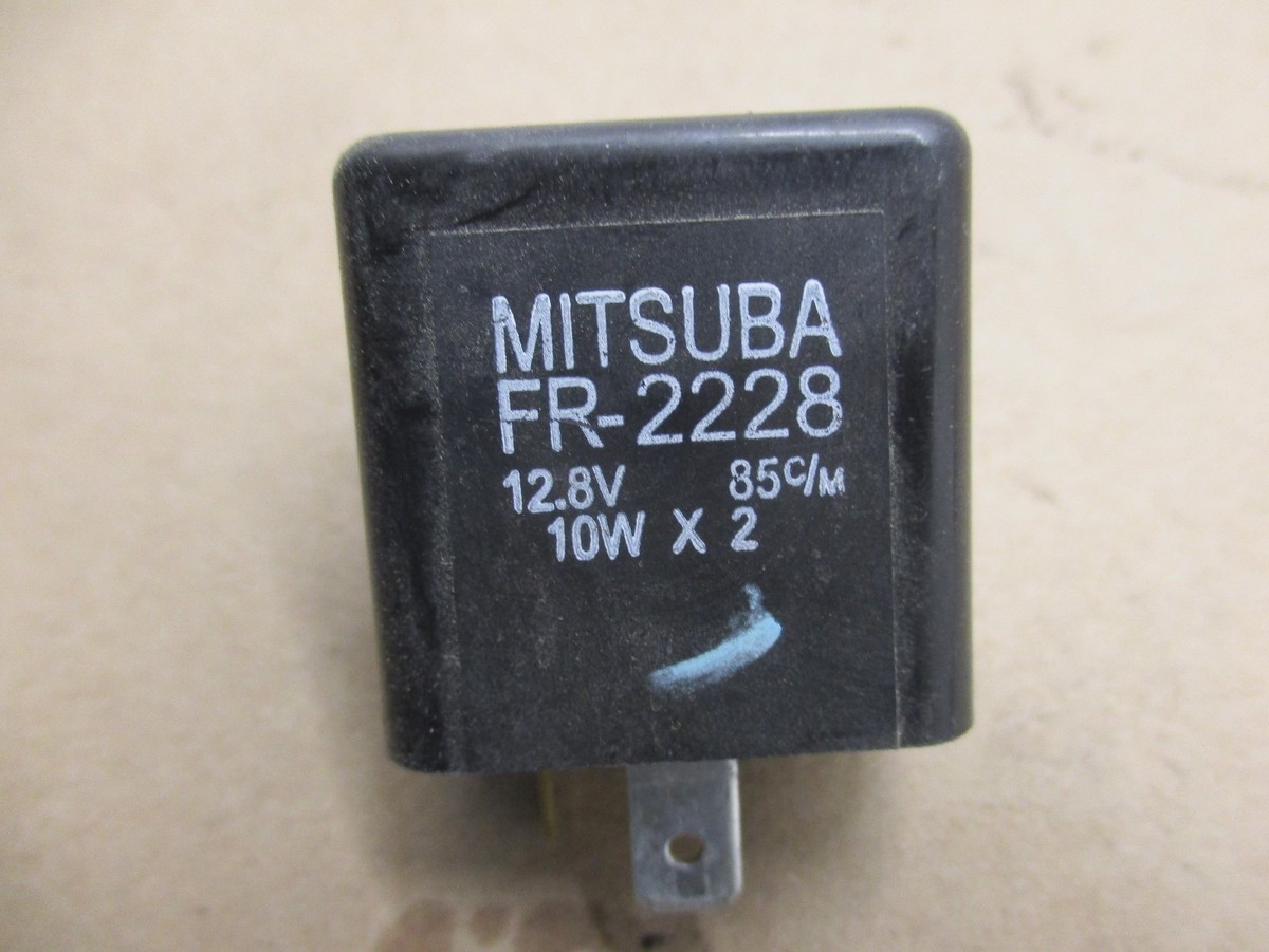 Kawasaki Ninja EX300-A 2014 (8833) turn signal flasher relay Kawasaki Ninja EX300-A 2014 (8833) turn signal flasher relay