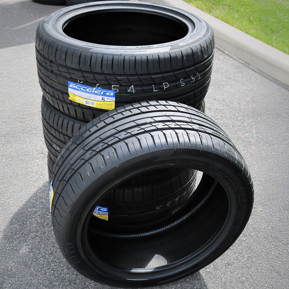 Vantage Touring A/S 275/55R20 117H XL