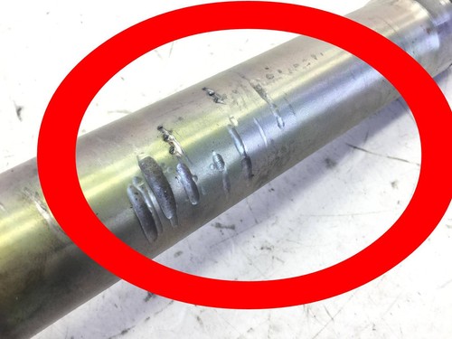 PIASTRA INFERIORE FORCELLA CRISTO MV AGUSTA BRUTALE F4 750 2004 ZCGF411AA4V - Foto 3 di 9