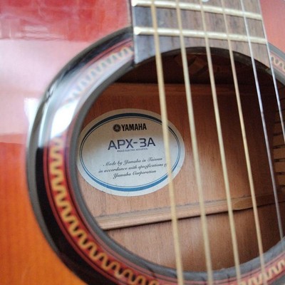 Yamaha APX-3A Acoustic Electric Guitar Thin Body Early APX Series