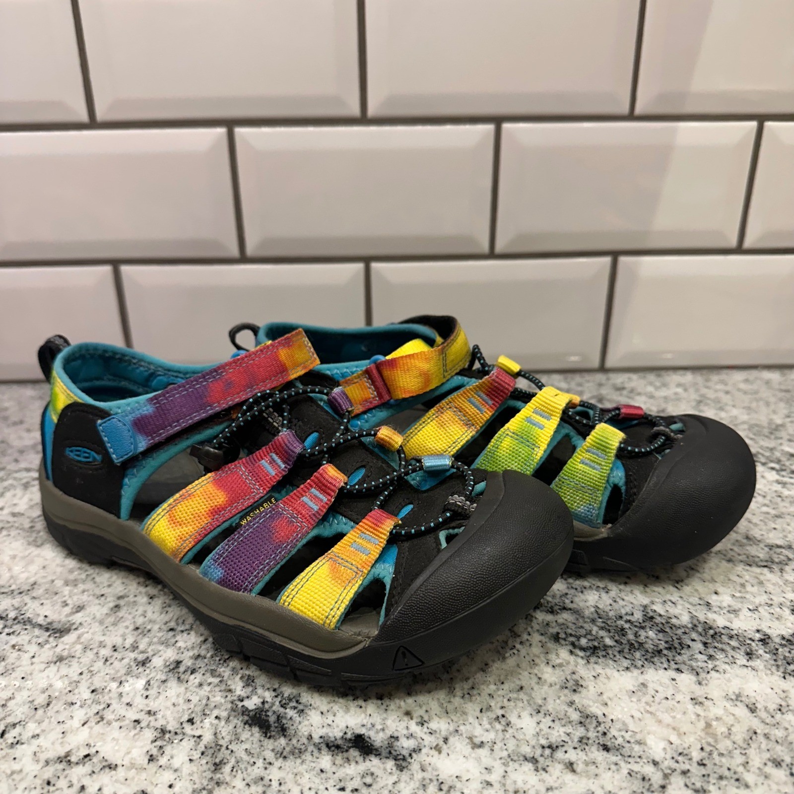 KEEN Sandali Acqua Bambini Colorati Tie Dye Cinturino Regolabile Taglia 4