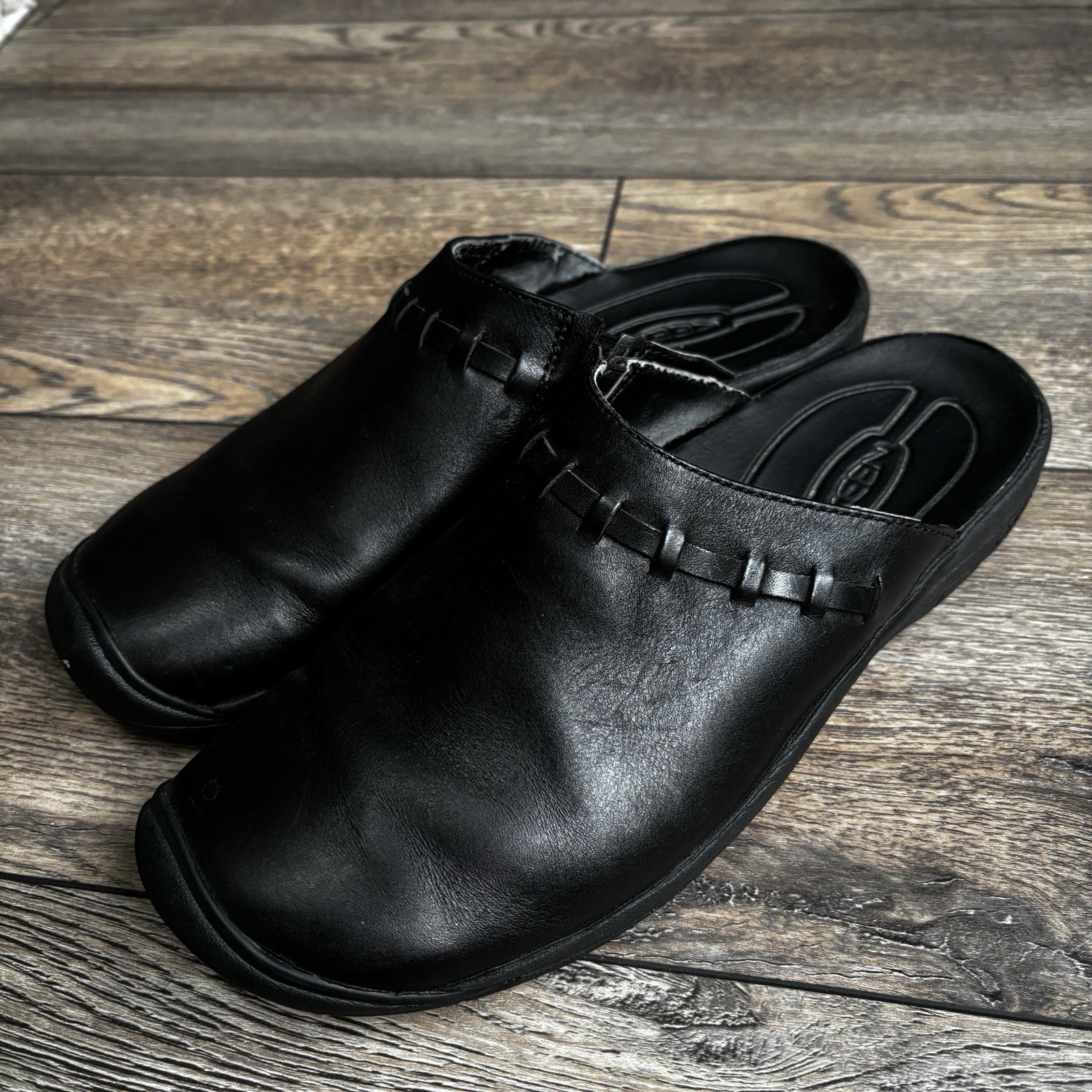 Zoccoli donna Keen neri in pelle Winslow slip on scarpe mules taglia 10