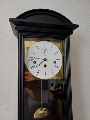 Wanduhr Pendeluhr Regulator Kieninger mit 3-Melodienwerk 