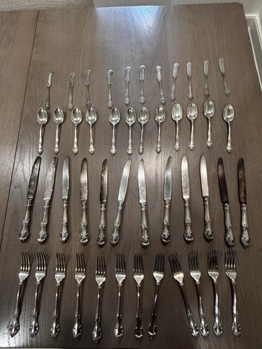 Wallace STERLING Silver Flatware – “English Gadroon” (1939) – 48 pieces