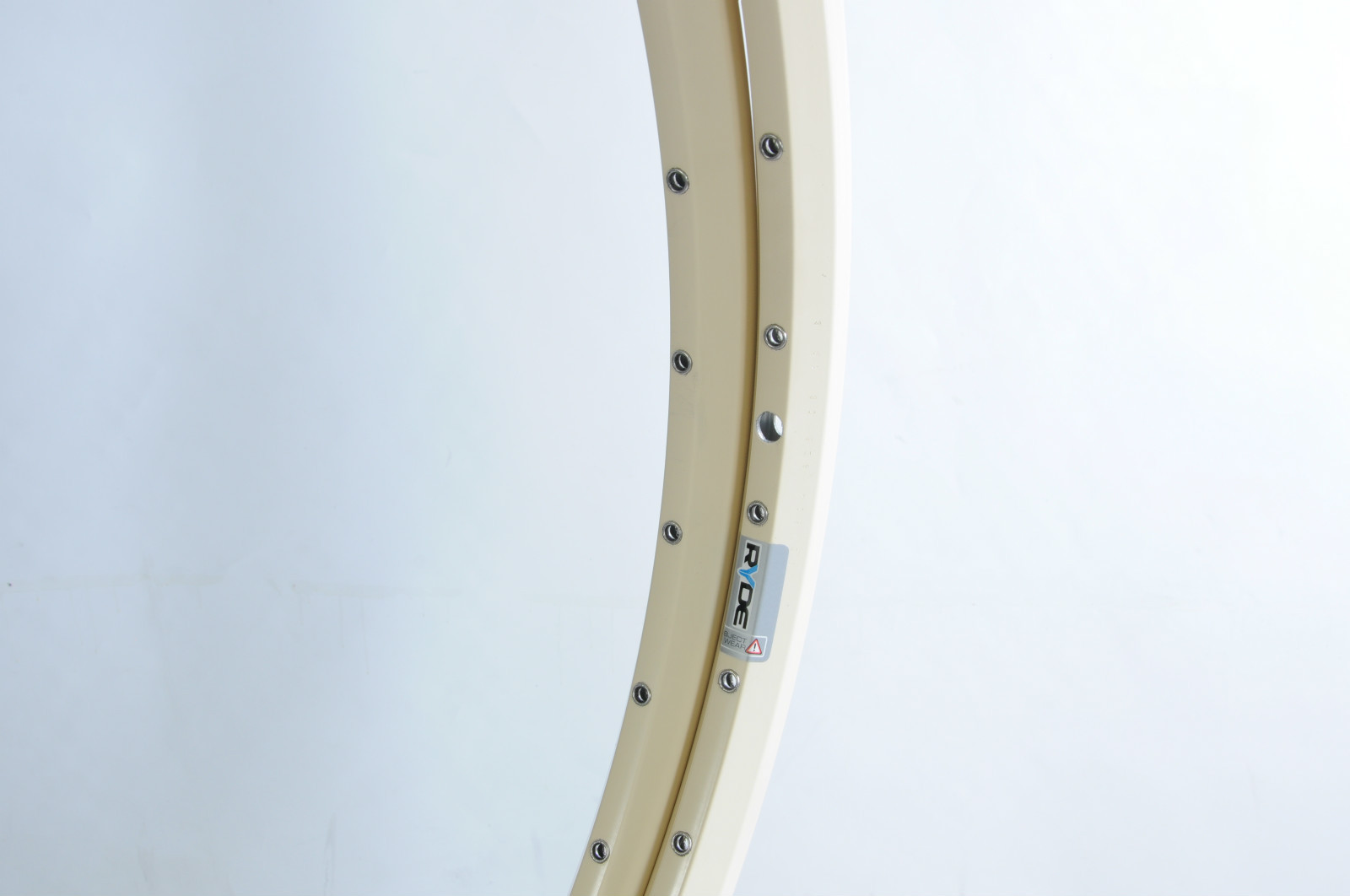 PAIR RYDE Z2000 CREAM 700c 622 x19 36 SPOKE DOUBLE DUAL WALL BIKE RIMS