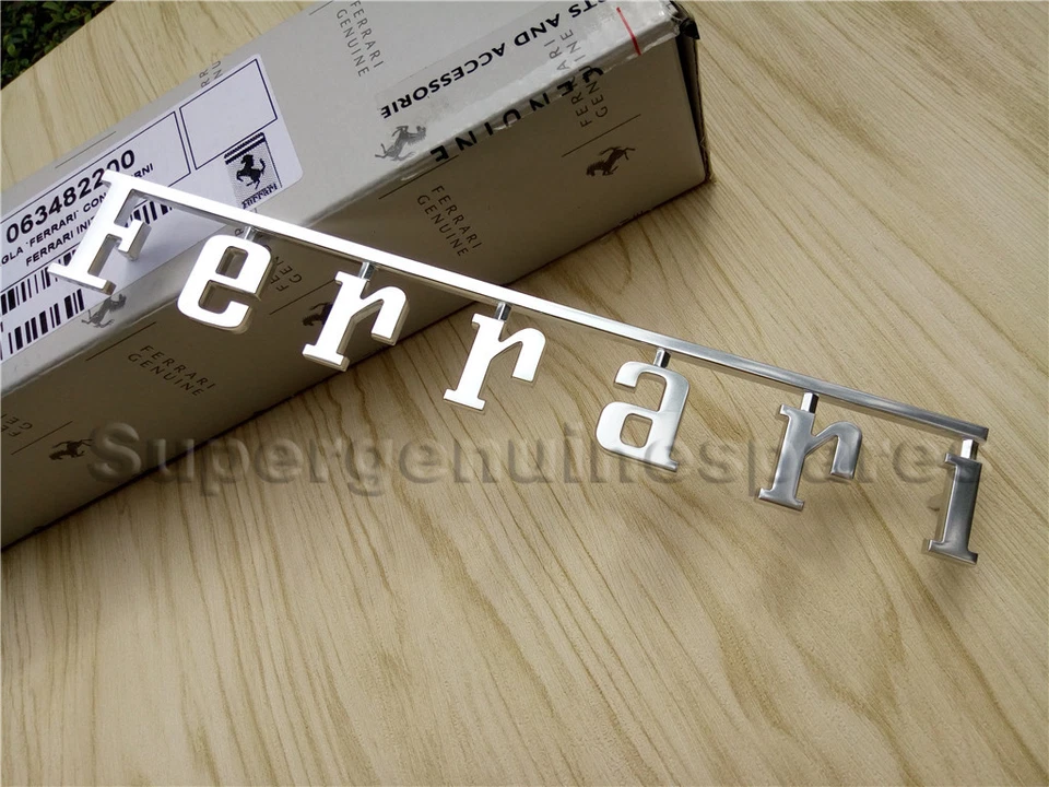 Original Ferrari 456 550 575 599 612 "Ferrari" Script Emblema 63482200 Nuevo Foto 3 de 4