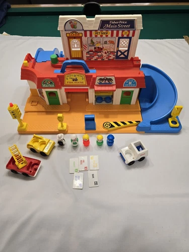 Vintage 1986 Fisher Price Little People Main Street Town Playset