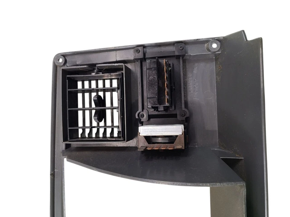 TCHEV1500 1993 Dash Bezel 630800 - Image 4 of 4