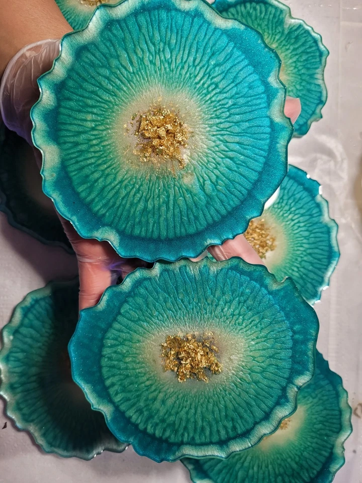 Nuevo juego de 4 posavasos de ágata geoda de lujo azul verde y dorado Foto 4 de 4