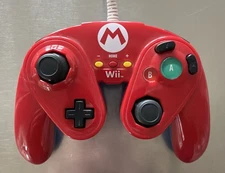 Wired Fight Pad GameCube Style Controller  for Nintendo Wii / Wii U - Mario