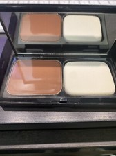  52 Bobbi Brown Skin Weightless Powder Foundation in 10 Espresso