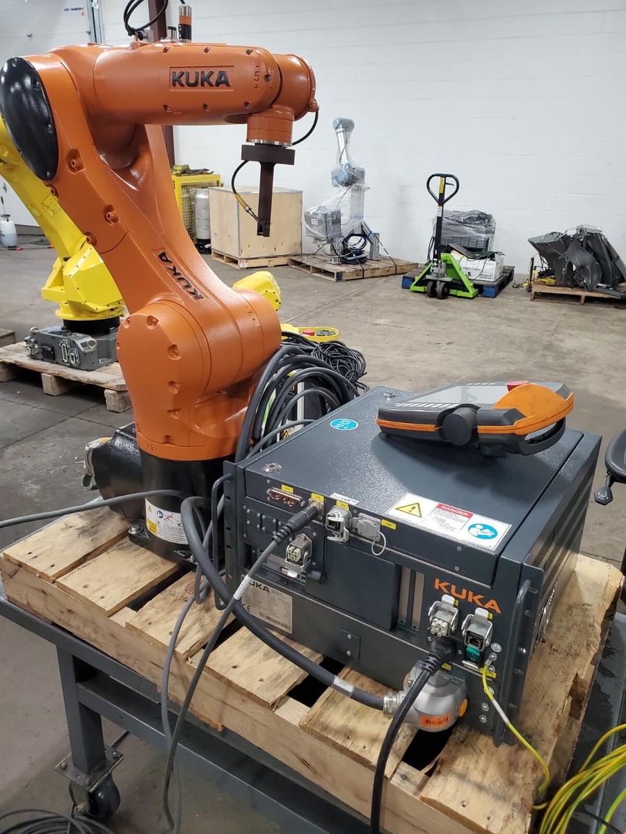 KUKA KR6 R900 Industrial Robot with KRC4 Controller