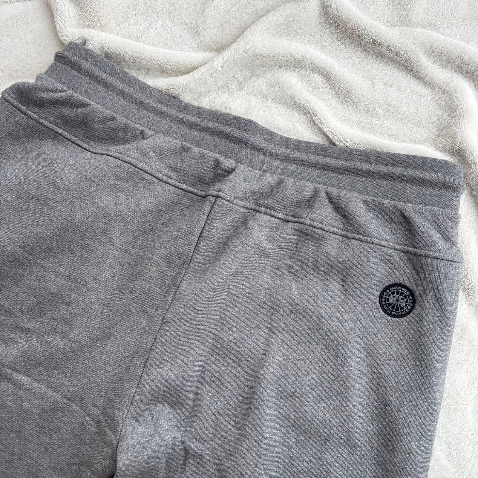 Canada Goose Tobermory Heavyweight Stone Grey Sweatpants - Sm - New - Authentic thumbnail 4