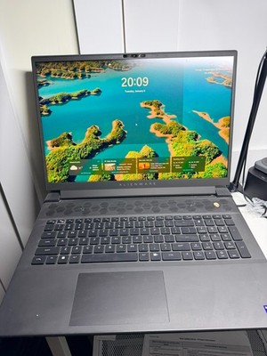 Alienware M18 R2 18'' i9-14900HX 2.2GHz 32GB RAM 2TB SSD GeForce RTX 4090