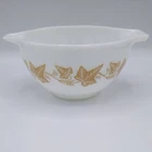 Vintage Pyrex Sandalwood #441 Cinderella Mixing Bowl 1.5 Pint-Tan Leaves Vine