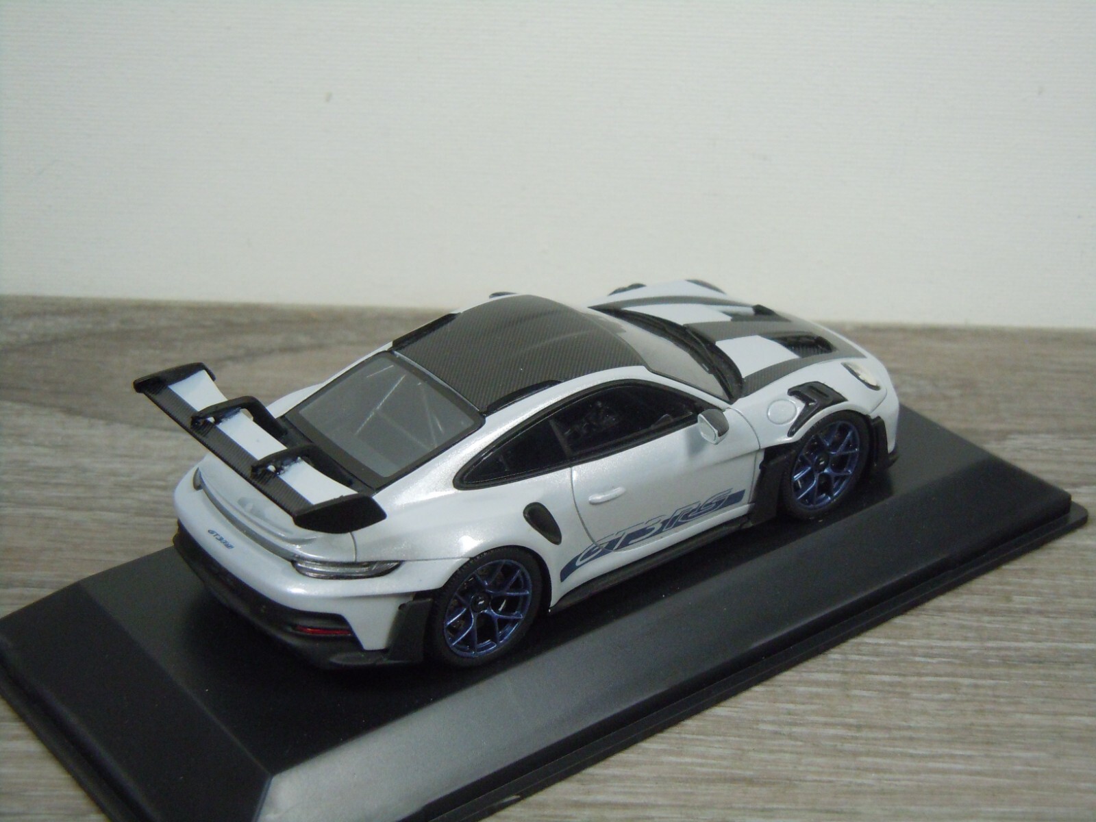 Picture 5 of 8
