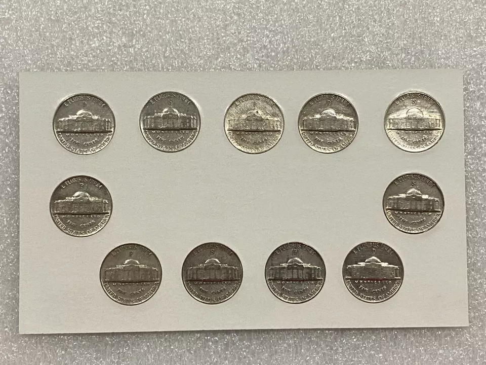 US WARTIME SILVER NICKELS SET COMPLETE ~~ 11 COINS in DISPLAY CARD - Image 2 of 2