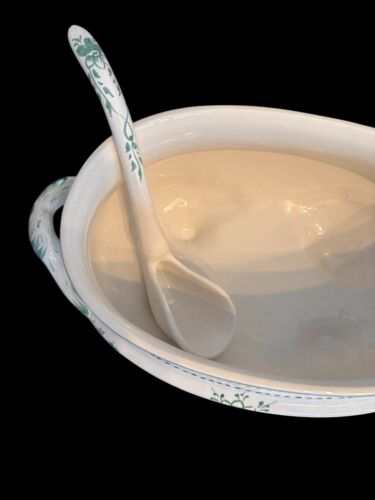 Vintage Martan Portugal Tureen with Ladle & Under Plate Tray Hand Painted - Picture 6 of 11