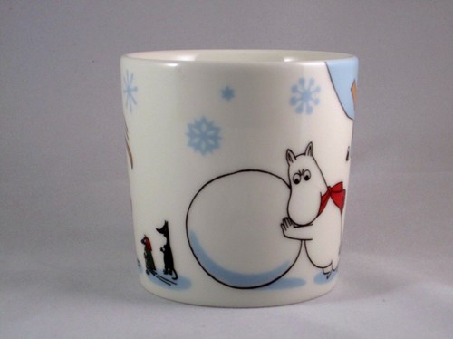 Arabia Moomin Mug Winter Games / Lumileikkejä *NEW - Picture 4 of 6