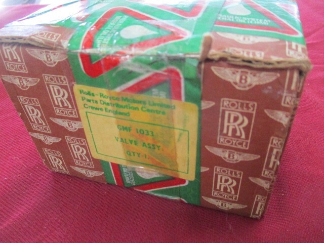 Rolls Royce Silver Spur, Corniche, Bentley Turbo, Azure, brake valve GMF1033 NOS
